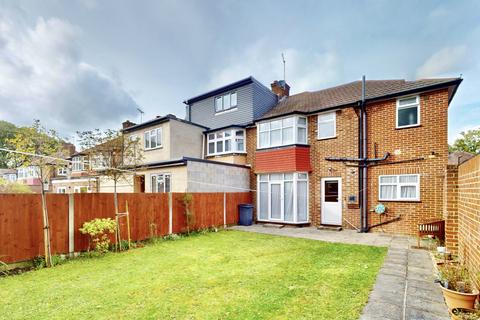 5 bedroom semi-detached house to rent, Whitton Drive, Greenford, UB6