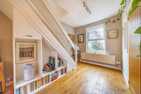 3 bedroom semi-detached house for sale, Dermody Gardens, Hither Green