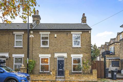 3 bedroom semi-detached house for sale, Dermody Gardens, Hither Green