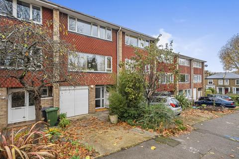 3 bedroom terraced house for sale, Jews Walk, Sydenham