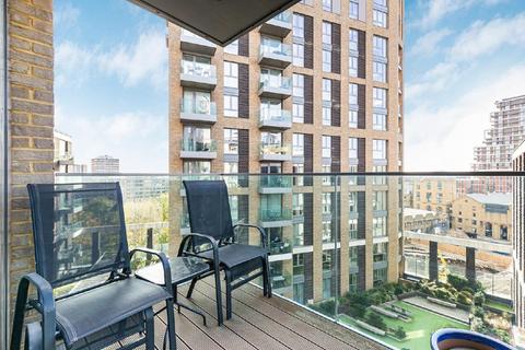 2 bedroom flat for sale, Bridges Court Road, Battersea