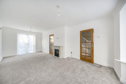 2 bedroom flat to rent, Orchard Way Beckenham BR3