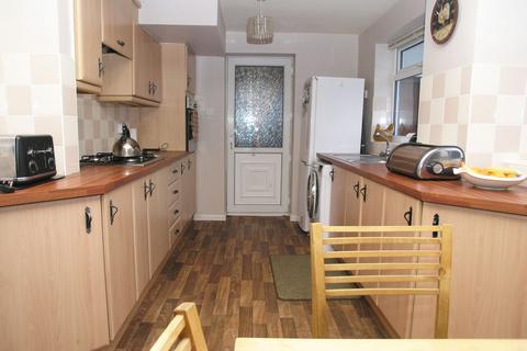 3 bedroom semi-detached house for sale, City Road, Oldbury B69