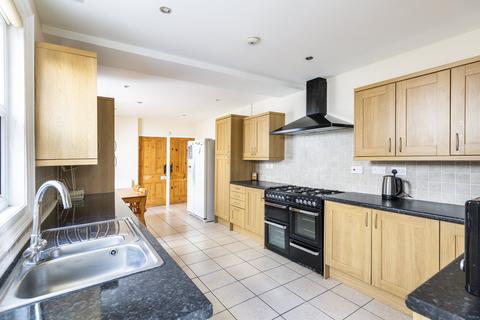 4 bedroom house to rent, Fishponds Road, Bristol BS16