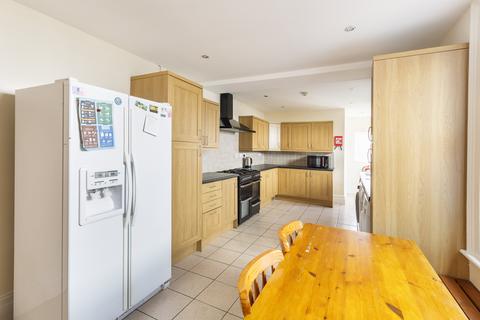 4 bedroom house to rent, Fishponds Road, Bristol BS16