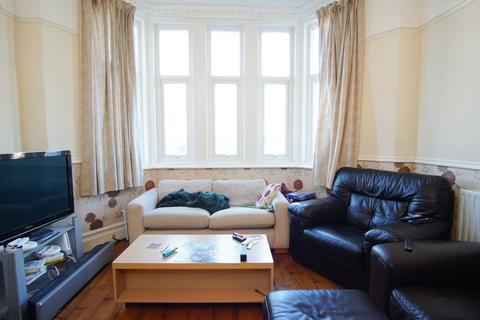 4 bedroom house to rent, Fishponds Road, Bristol BS16