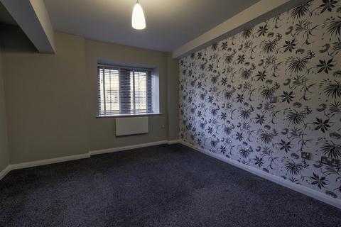 1 bedroom apartment to rent, Flat 7, 10 Canal Road, Riddlesden