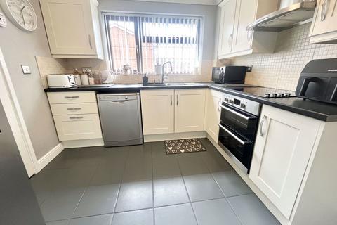 4 bedroom detached house for sale, Fernhurst Drive, Brierley Hill DY5