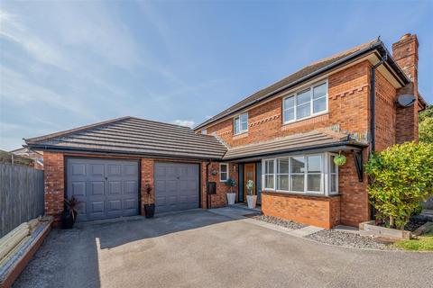 4 bedroom detached house for sale, Penmere Drive, Newquay TR7