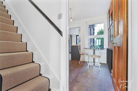 11 Brook Road, Epping, CM16 7BT