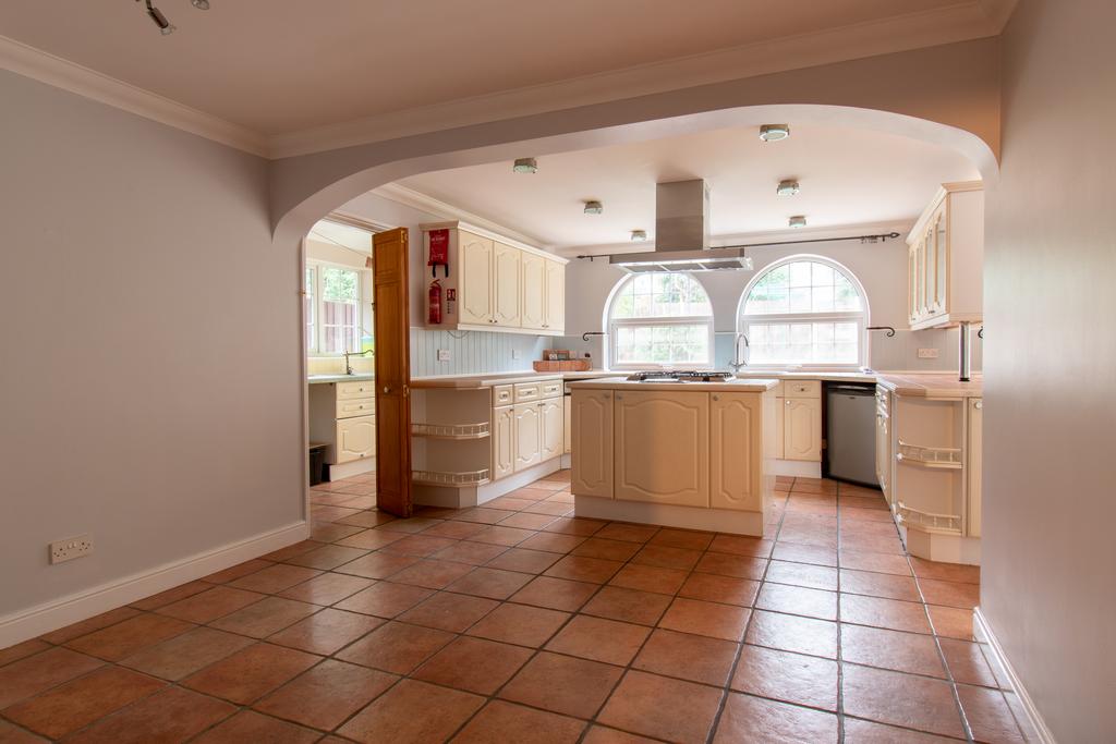 Kitchen/ Breakfast Room/ Family Area