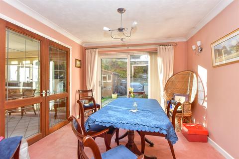 3 bedroom end of terrace house for sale, St. Catherine's Drive, Faversham, Kent