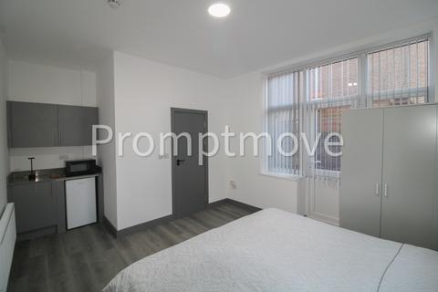 Studio to rent, High Town Road Luton LU2 0DN