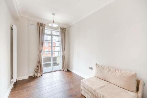 3 bedroom apartment to rent, Gloucester Place, London NW1