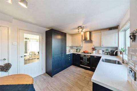 2 bedroom terraced house for sale, Rothbury Close, Harrogate, North Yorkshire, HG2