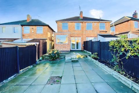 3 bedroom semi-detached house for sale, Evelyn Drive, Leicester, LE3