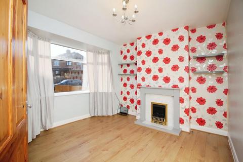 3 bedroom semi-detached house for sale, Evelyn Drive, Leicester, LE3