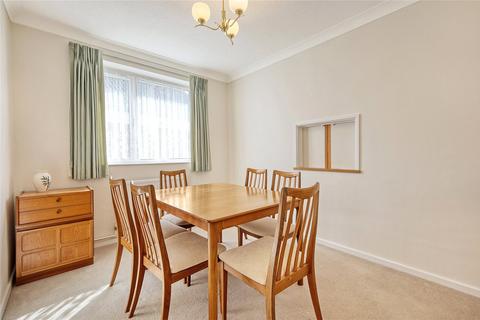 9 Rodbridge Drive, Southend-on-sea, SS1 3DF