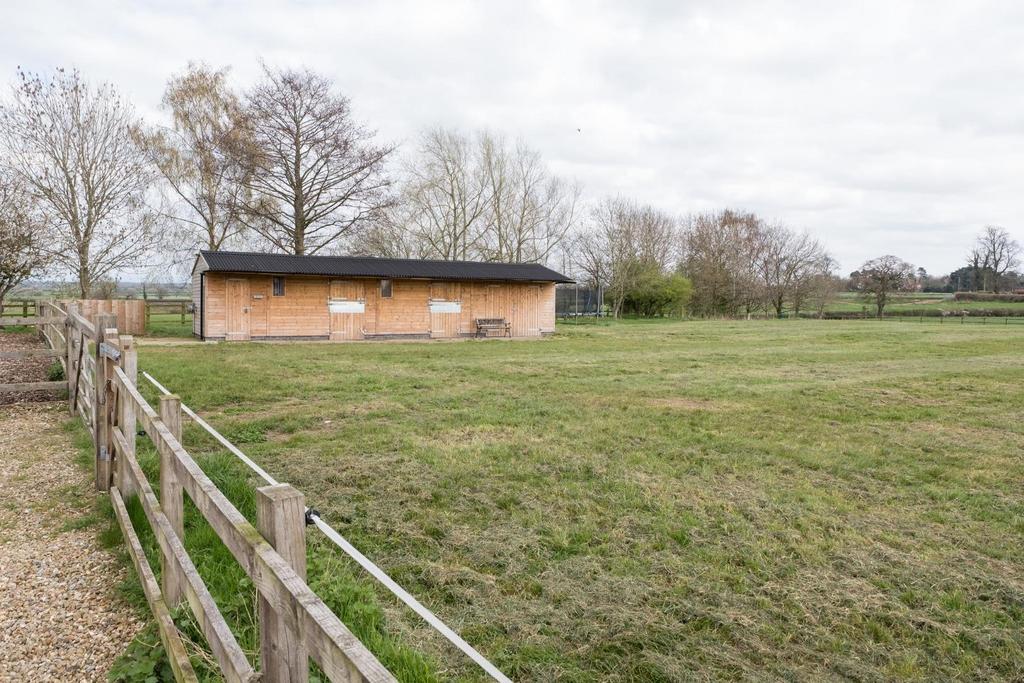 Threshing Barn 014.JPG