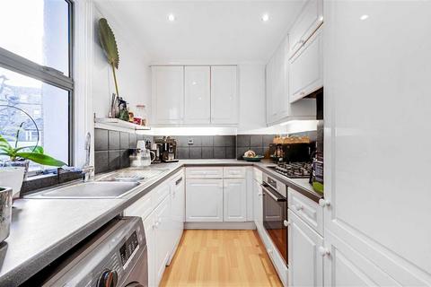 2 bedroom flat for sale, Roland Gardens, London SW7