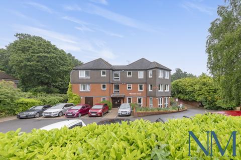 2 bedroom flat for sale, Worcester Court, Worcester Park KT4