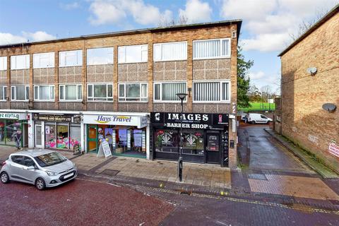 3 bedroom maisonette for sale, Market Parade, Havant, Hampshire