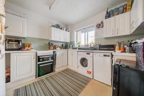 2 bedroom maisonette for sale, The Old Coachyard,  Witney,  OX28