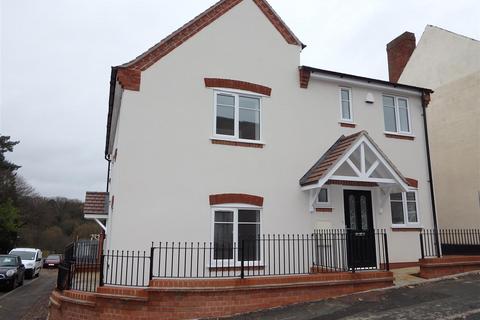 2 bedroom semi-detached house to rent, Wright Street, West Midlands B63