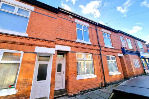 3 bedroom terraced house for sale, Lyme Road, Leicester LE2