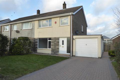 3 bedroom semi-detached house to rent, Newlands Park, Maryport CA15