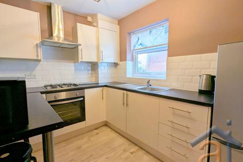 2 bedroom semi-detached house to rent, Portland Street, Southport, Merseyside, PR8