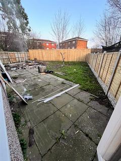 3 bedroom semi-detached house to rent, Tiled House Lane, Brierley Hill