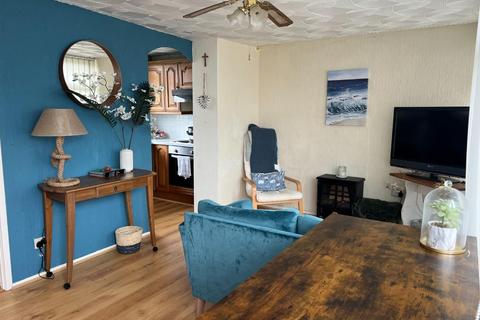 2 bedroom chalet for sale, Fort Road, Lavernock, Penarth