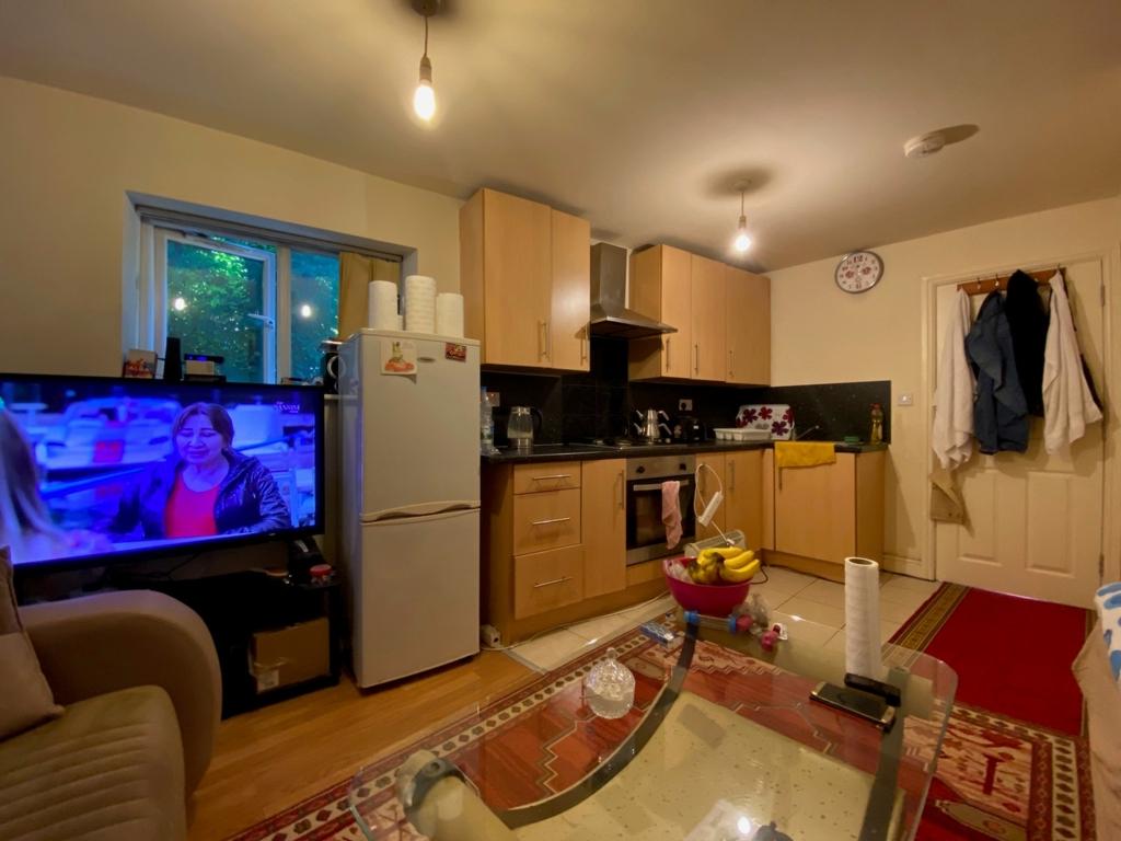 Studio for rent in Finsbury Park N4