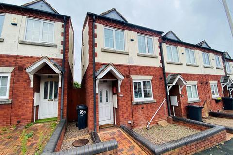 2 bedroom end of terrace house to rent, High Street, Brierley Hill DY5