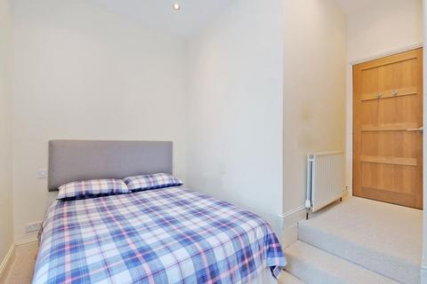 1 bedroom flat to rent, Castle Terrace, First Floor, AB11