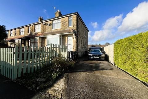 3 bedroom end of terrace house for sale, Carr House Lane, Bradford BD12