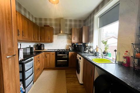 3 bedroom end of terrace house for sale, Carr House Lane, Bradford BD12