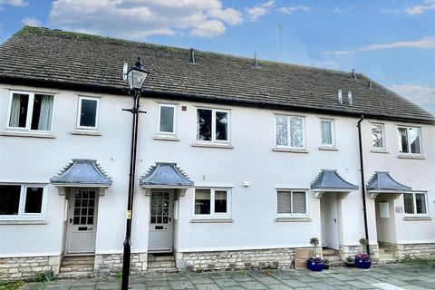 undefined, Warrenne Keep, Stamford