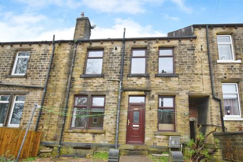 4 bedroom house to rent, Barcroft Road, Huddersfield HD4