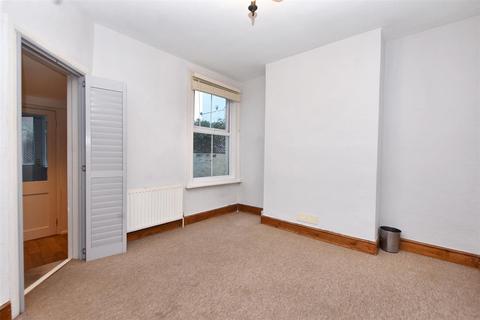 4 Bath Road, Eastbourne, BN21 4UA