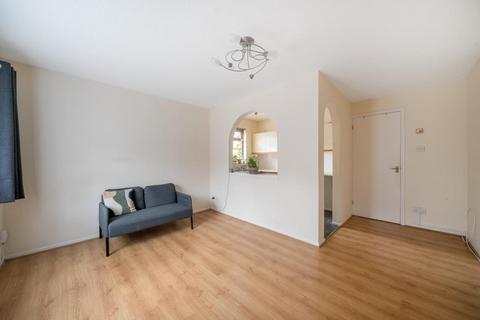 1 bedroom apartment to rent, Woking,  Surrey,  GU22