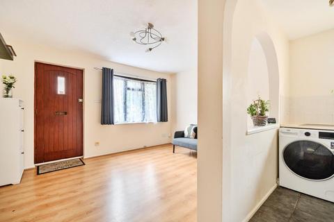 1 bedroom apartment to rent, Woking,  Surrey,  GU22