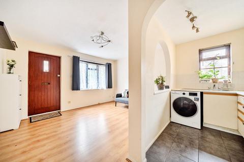 1 bedroom apartment to rent, Woking,  Surrey,  GU22