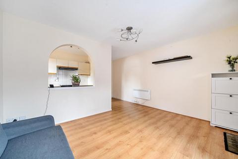 1 bedroom apartment to rent, Woking,  Surrey,  GU22