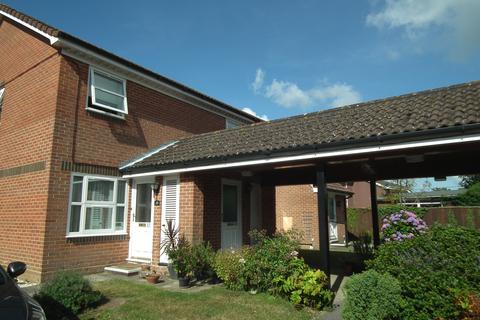 2 bedroom ground floor flat for sale, Floriston Gardens, New Milton, Hampshire. BH25 5DL