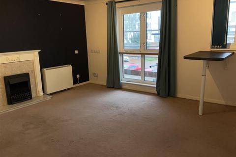 1 bedroom flat for sale, Queens Parade, Cliftonville, Margate, Kent