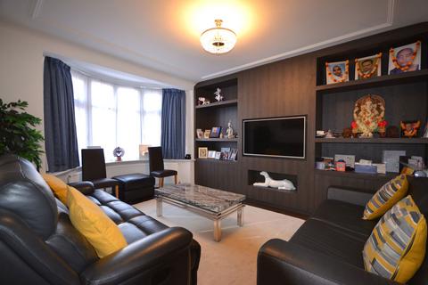 98 Drummond Drive, Stanmore, HA7 3PE