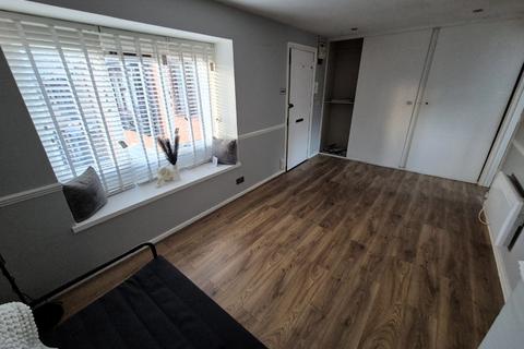 Studio for sale, Astra Court, Colin Road, Luton, Bedfordshire, LU2 7SG