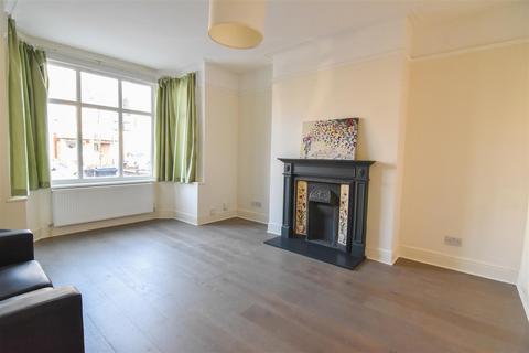 4 bedroom house for sale, Melrose Avenue, London